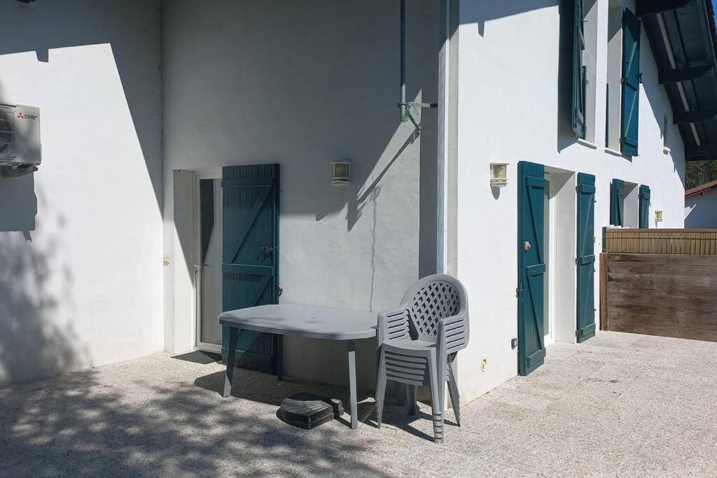 Appartement 70 M2 - Terrasse Et Jardin Privatifs Mouguerre Ngoại thất bức ảnh